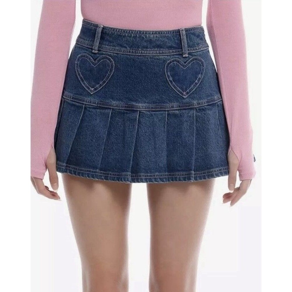 Sweet Society Heart Patch Pleated Denim Mini Skirt Coquettes Valentines Size XS